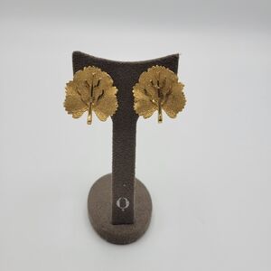 Vintage Gold tone BSK Leaf Clip on earrings